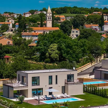 Villa Beautiful Rosalie With Sauna Near Porec