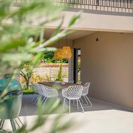 Villa Beautiful Rosalie With Sauna Near Porec *